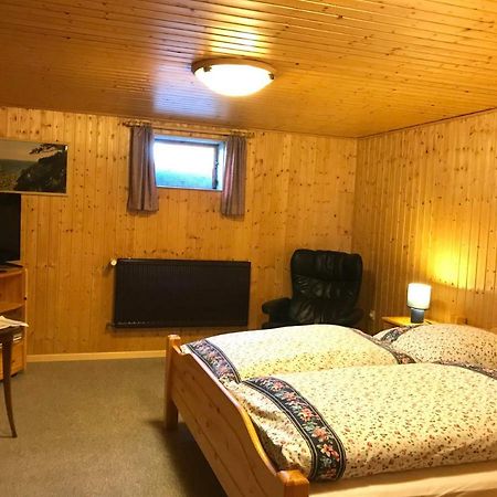 Apartamento Schoenes Kellerzimmer Mit Bad Mittelangeln Exterior foto